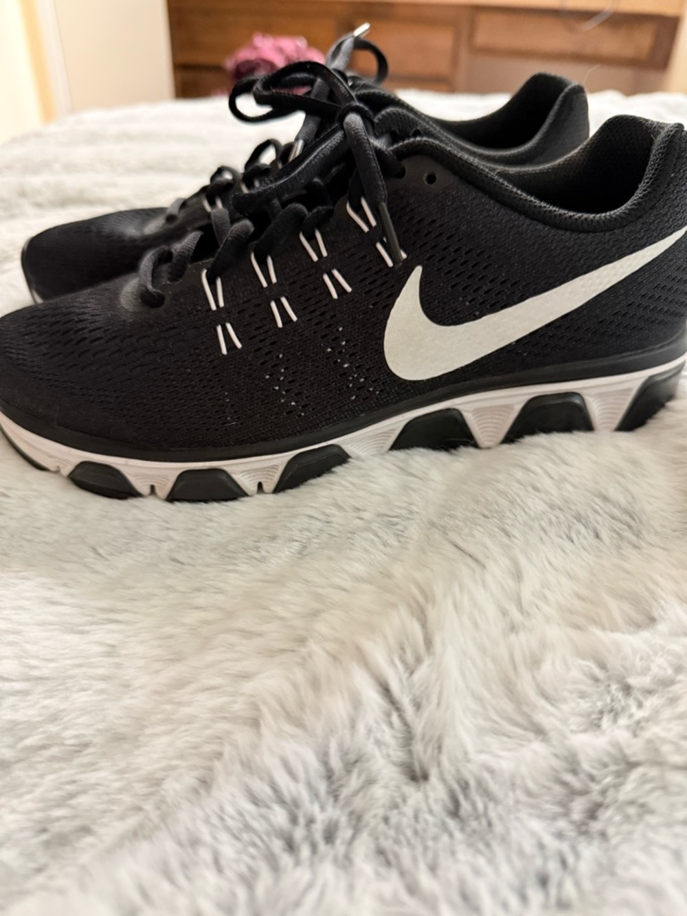 Nike Women's Black Tradewind 8 Sneakers - Picture 2 of 5